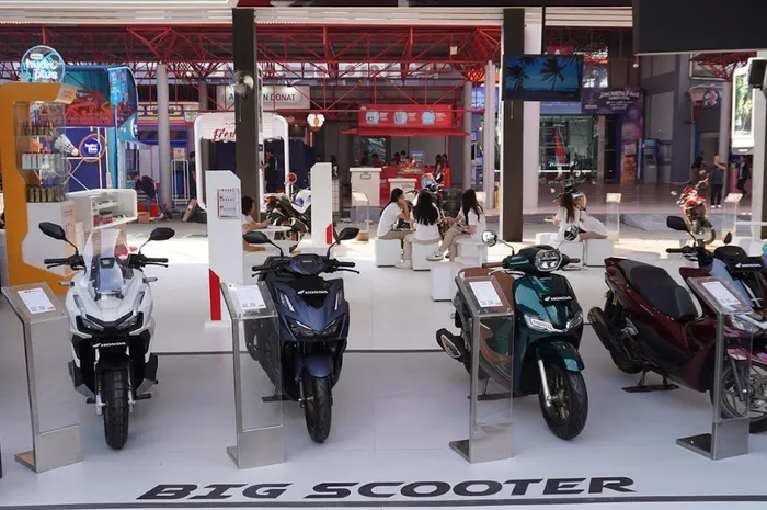 Banjir Diskon Sampai Potongan Tenor Beli Motor Matic Honda di Jakarta Fair Kemayoran 2025